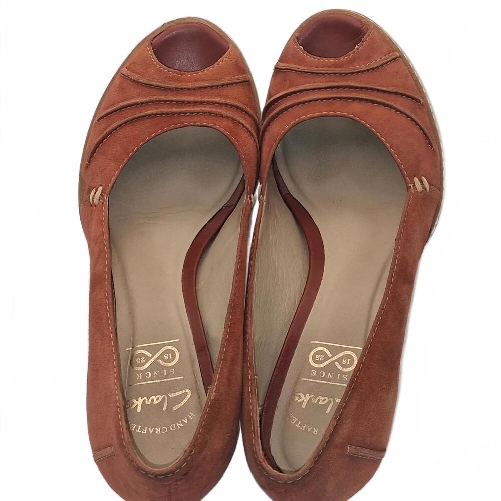 Clarks Handcrafted Rust Red Peep Toe Block Heel Leather Pumps Women's Size 5 1/2 - Picture 8 of 8